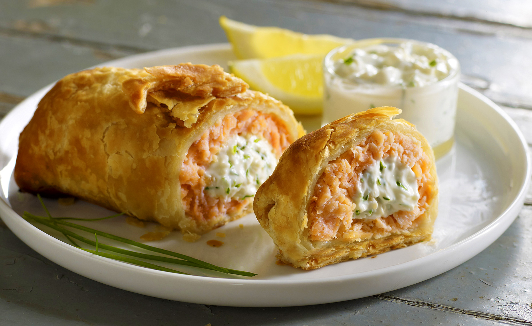 Salmon-en-Croute_13850