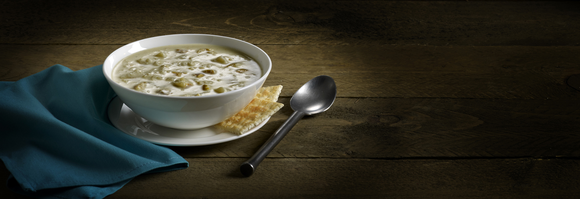 soup_ClamChowder_Wide